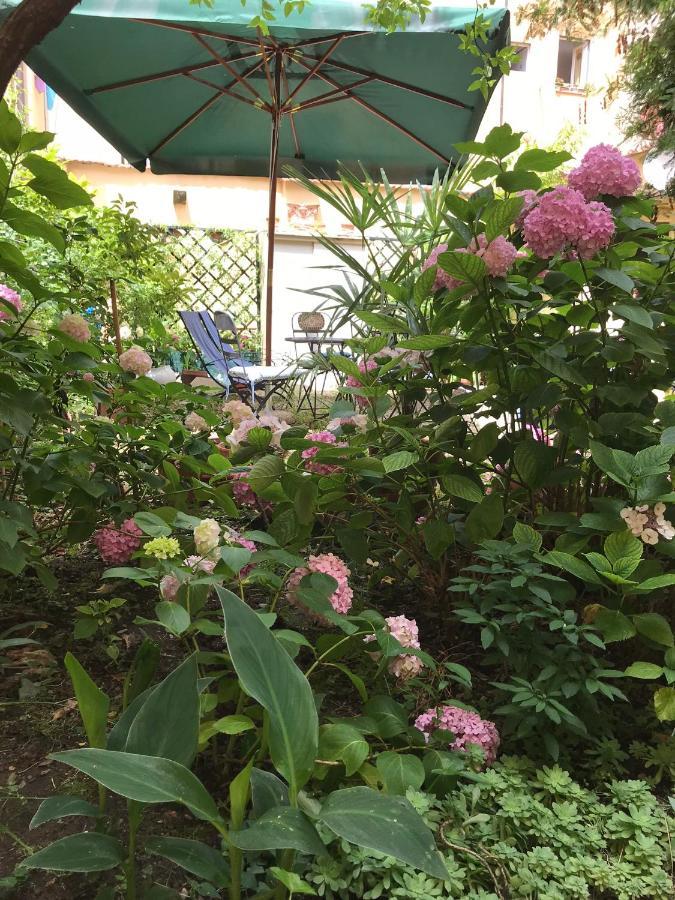 Apartamento Cynthia's Garden - With Private Garden In Santa Croce